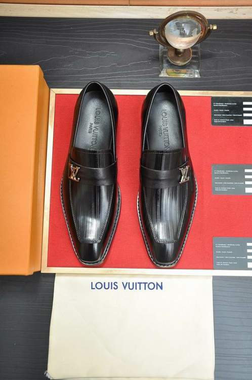 Picture of Louis Vuitton Shoes _SKULVsz38-45mnf074314456